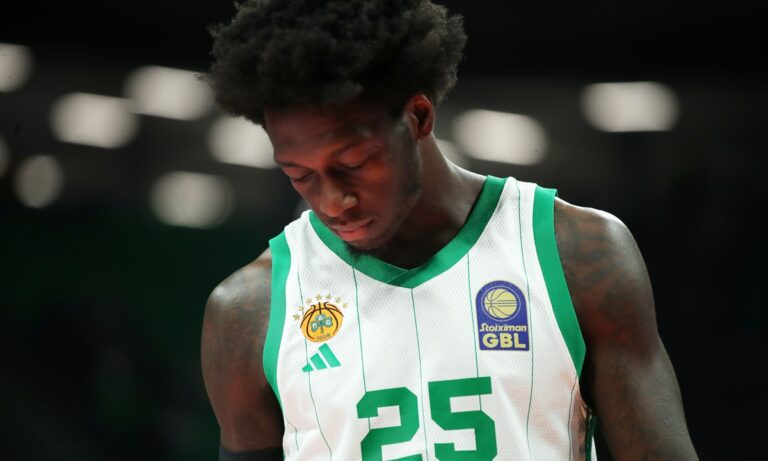 Απίστευτη κίνηση του Ναν!