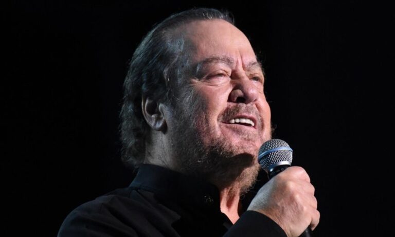 Σήμερα έχει γενέθλια αυτός που ύμνησε τη γυναίκα και τον έρωτα