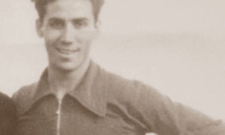 Είχε για 27 χρόνια το πανελλήνιο ρεκόρ στο άλμα εις μήκος, λίγο κάτω από τον Τεντόγλου. Η δολοφονία του έριξε την κυβέρνηση