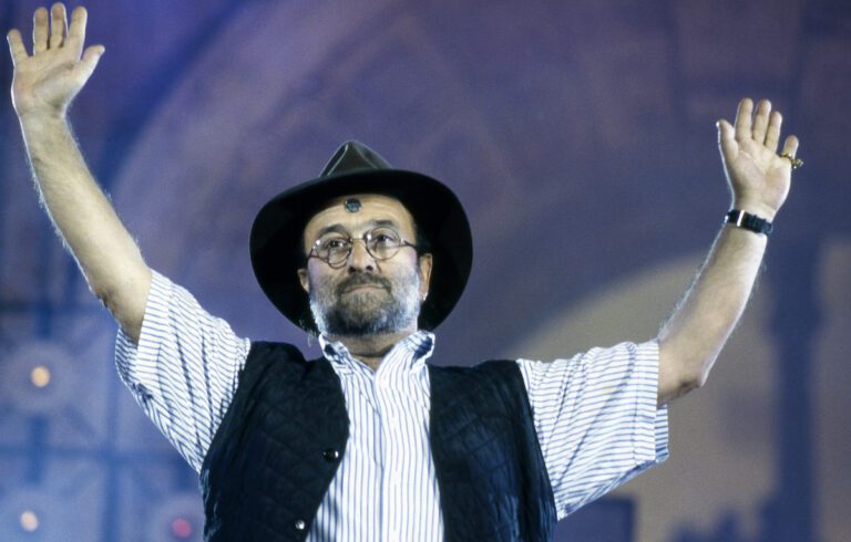 Σαν σήμερα έφυγε ο σπουδαίος Ιταλός τραγουδοποιός