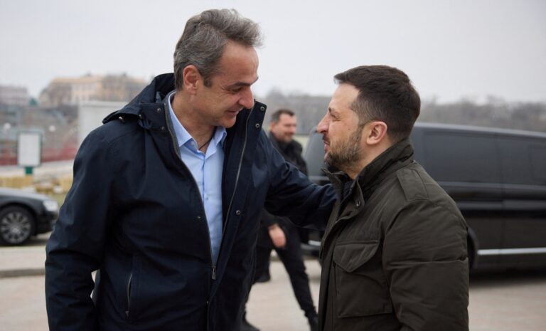 Εμμονικός με τη λάθος πλευρά της ιστορίας: «Η Ελλάδα θα συνεχίσει να στηρίζει την Ουκρανία» λέει ο Μητσοτάκης