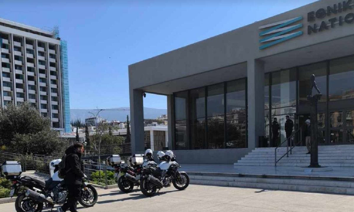 Νικόλαος Παπαδόπουλος: Χαμό έκανε στην Εθνική Πινακοθήκη για την βλασφημία στην Παναγία μας – Επέμβαση της Αστυνομίας