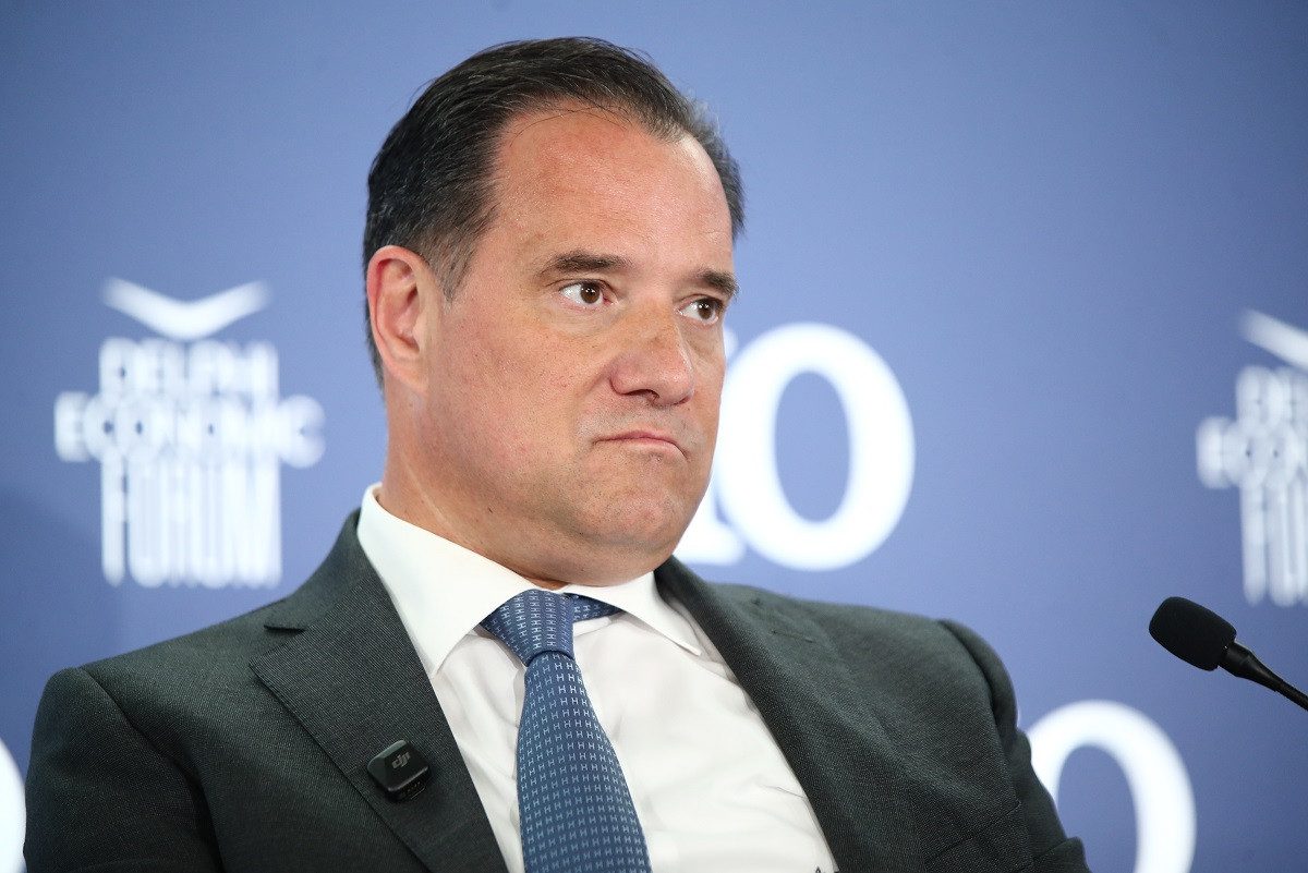Άδωνις Γεωργιάδης: «Αποκλεισμένος» απ’ τα κανάλια αλλά παραμένει σε παράλληλο σύμπαν – «Το ΕΣΥ βρίσκεται στην καλύτερη φάση που υπήρξε ποτέ!»