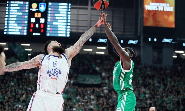 Μπάσκετ: Γι’ αυτό δεν σφυρίχτηκε φάουλ στον Ναν – Ο κανονισμός «high five» που ελάχιστοι γνωρίζουν (vid)