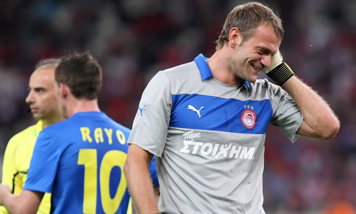 «Έπινα για 4,5 χρόνια, δεν ήξερα ποιος ήμουν»: Η εξομολόγηση του Ρόι Κάρολ και η δεύτερη ζωή του στην Ελλάδα – μέχρι και στον Ολυμπιακό έφτασε