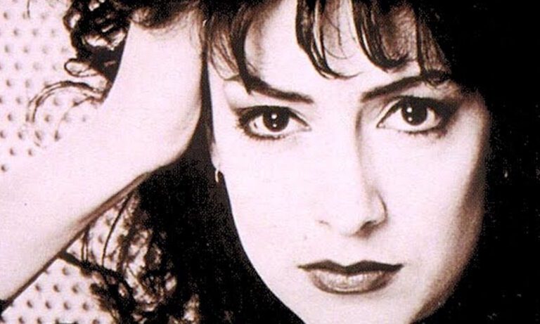 10 τραγούδια της Άννας Βίσση που έχει γράψει τους στίχους η ίδια η Άννα Βίσση και λίγοι το ξέρουν