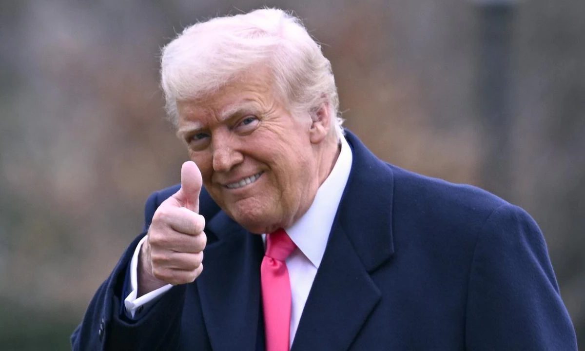 Έστειλαν επιταγή 13 σεντς στους πλουσιότερους του κόσμου. Μόνο ένας Αμερικανός την εξαργύρωσε. Μάντεψε ποιος