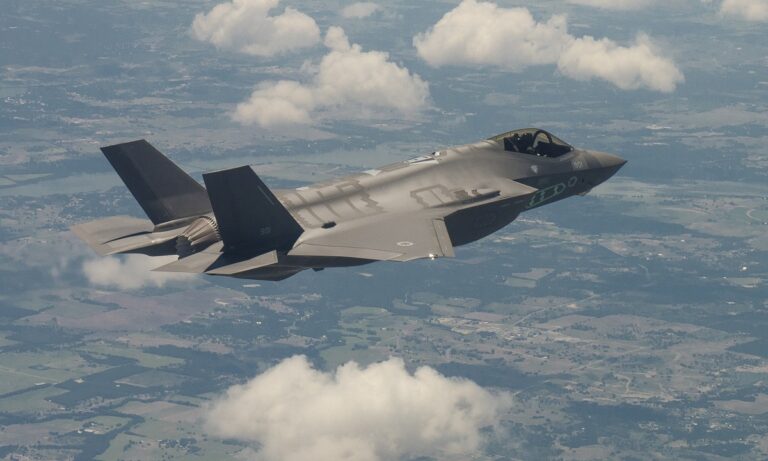 Η ελληνική Πολεμική Αεροπορία ξεκινά την εκπαίδευση πιλότων F-35 το Σεπτέμβριο