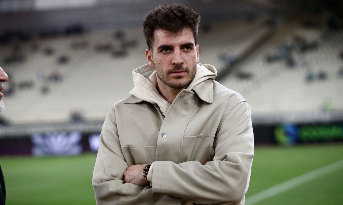 Ο Ιωαννίδης βλέπει όσα κάνει ο Παυλίδης στην Μπενφίκα και…