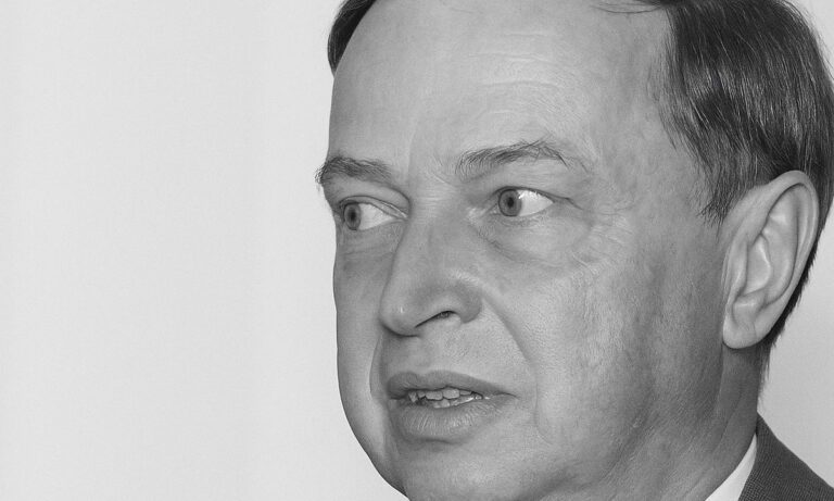 Νόμιζε πως υπάρχει μόνος ένας γαλαξίας. Όταν έμαθε την αλήθεια, του άλλαξε όλη του τη ζωή.