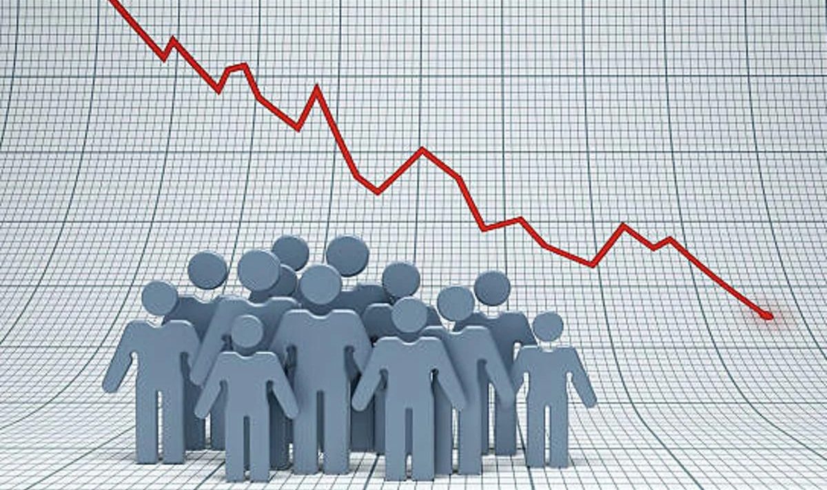 Στοιχεία σοκ από τις φορολογικές δηλώσεις: Πλειοψηφία τα άτεκνα ζευγάρια και οι οικογένειες με μοναχοπαίδια – Εξαφανίζονται οι πολύτεκνοι