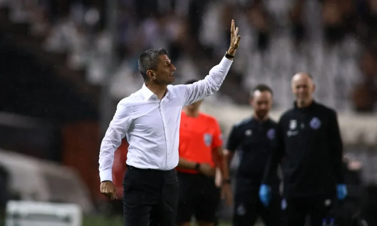 Ο Λουτσέσκου αποκάλυψε πως γίνονται οι μεταγραφές στον ΠΑΟΚ