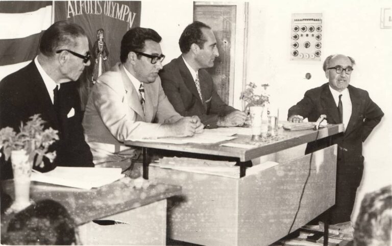 29 Μαΐου: Ημέρα που κάθε χρόνο ο Σίμων Καράς έκανε μνημόσυνο