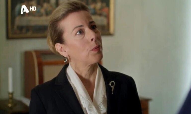 Άγιος έρωτας επόμενα επεισόδια: Ο Παύλος κάνει τα πάντα για να βιάσει τη Μάρω, όπως θα παρακολουθήσουμε στη συνέχεια της σειράς.