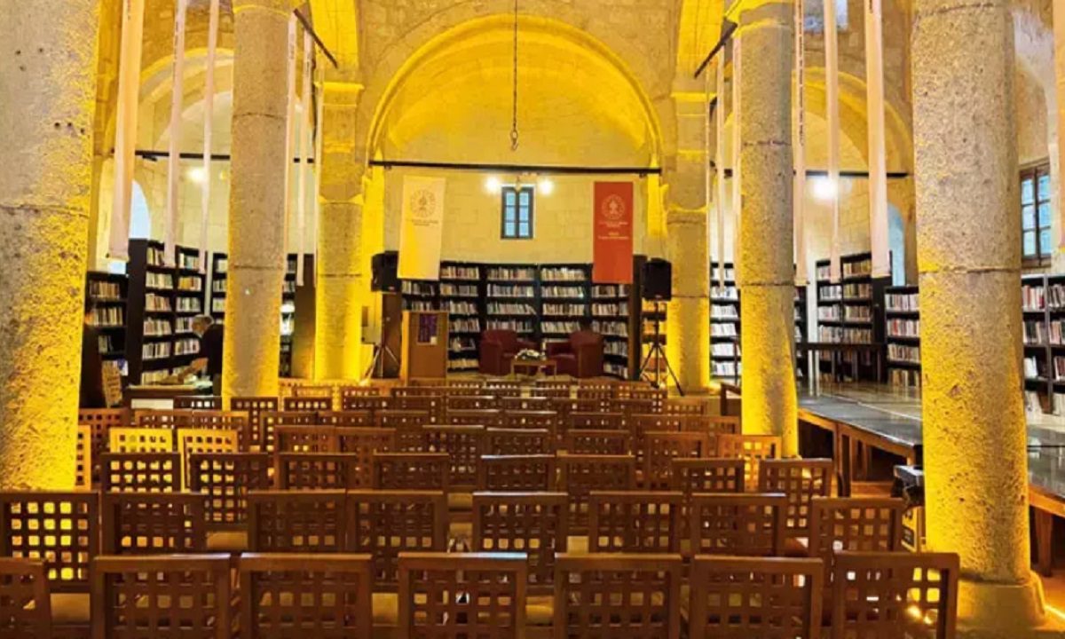 Η εκκλησία του Αγίου Νικολάου στα Άδανα έγινε… βιβλιοθήκη