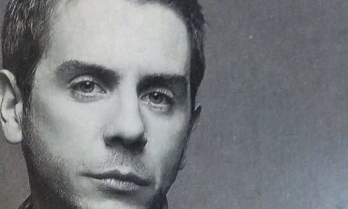 Το τραγούδι του μπήκε σε διαφήμιση στην Ιταλία και έγινε τόσο επιτυχία που του έβγαλαν best-of μόνο για τους Ιταλούς