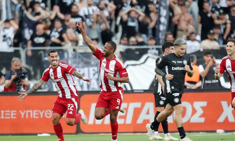 Βλέπαμε ριπλέι ενώ το παιχνίδι παιζόταν κανονικά