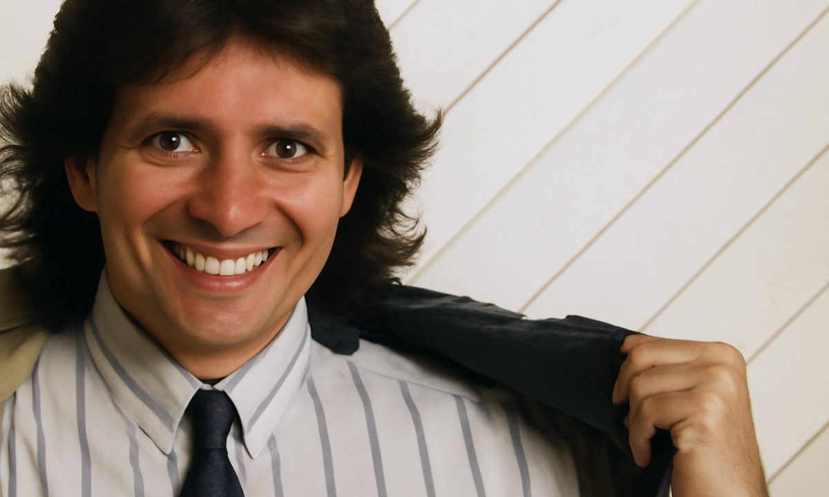 Ο πρώτος Έλληνας σούπερ σταρ. Κόντεψαν να γκρεμίσουν το Καλλιμάρμαρο για να τον δουν από κοντά.