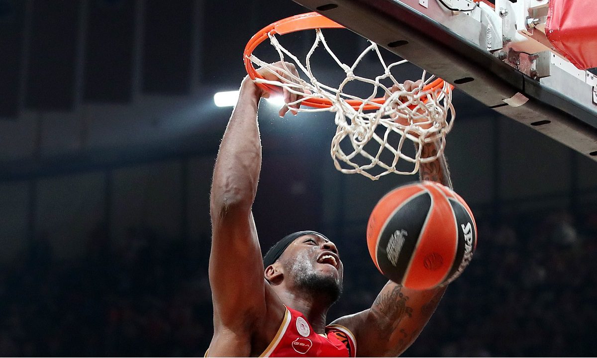 Ολυμπιακός: Ο Ράιτ, ο Μένσα και μια ιστορία που κανείς δεν εξήγησε ποτέ