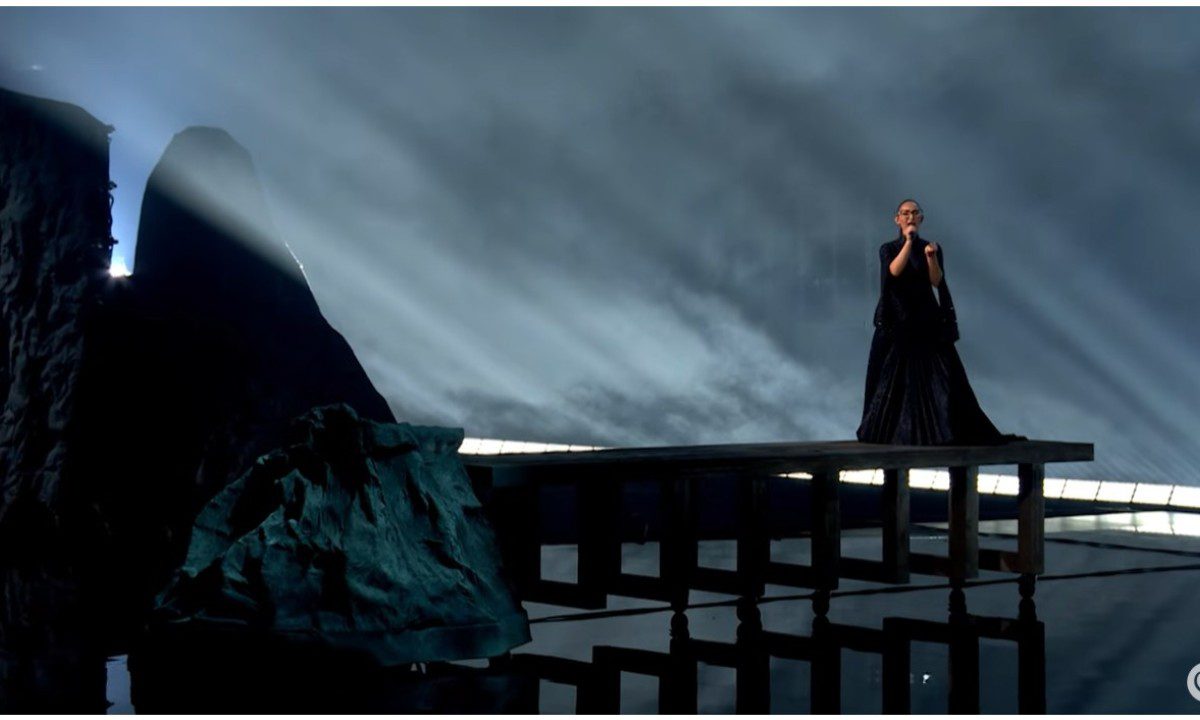 Eurovision: Η Κλαυδία με ελληνικό στίχο και την «Αστερομάτα» στην 6η θέση του διαγωνισμού!