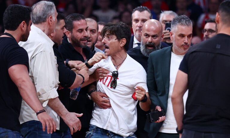 Παναθηναϊκός - Ολυμπιακός: Η Κυβέρνηση φέρνει νέο νομοθετικό πλαίσιο με αυστηρές ποινές για τους παράγοντες των ομάδων.