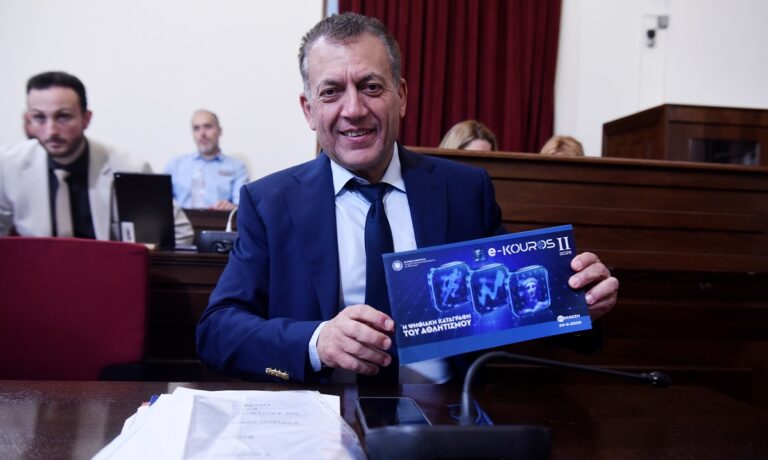 Πώς και δεν πάει ο Βρούτσης στο σπίτι τους; Όσο αυτοί που δημιουργούν το πρόβλημα επιβάλλουν τους όρους συνάντησης με την Πολιτεία, το
