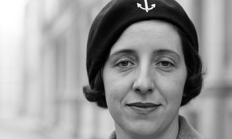 Έζησε σε χαμόσπιτα με τη μάνα, την αδερφή και 13 γάτες. Έφτιαξε νέα φιλοσοφία που διδάσκεται παγκοσμίως