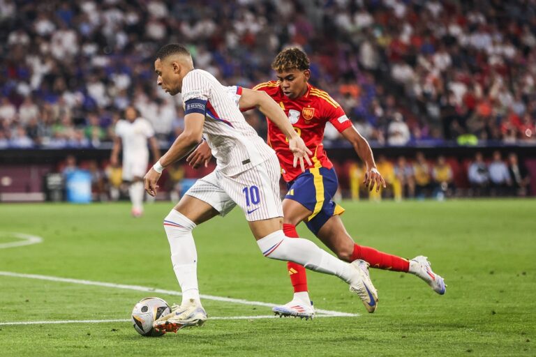 Βήμα προς την κατάκτηση με ειδικά στοιχήματα και ενισχυμένες αποδόσεις!