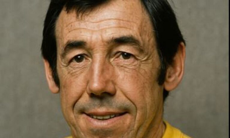 Έκανε την απόκρουση του αιώνα στην κεφαλιά του Πελέ και μετά πήρε Λιγκ Καπ με την Στόουκ Σίτι