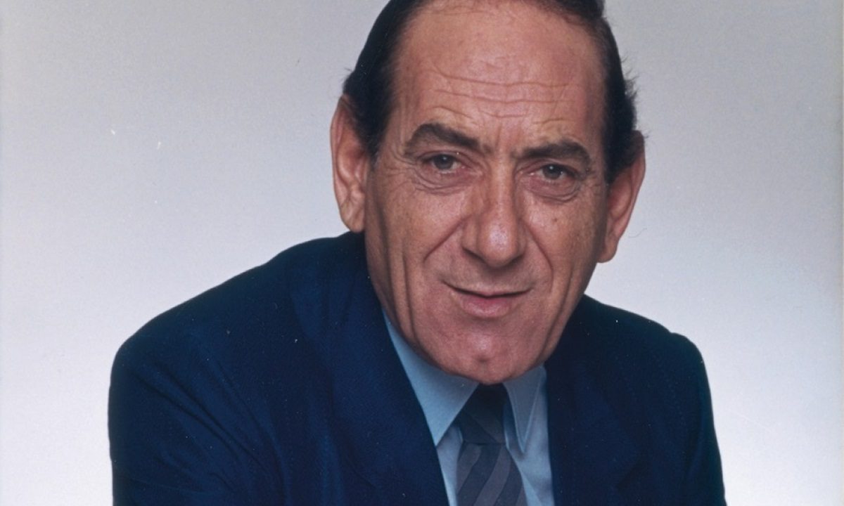 Τι λέει ο άνθρωπος τώρα: Στράτος Διονυσίου