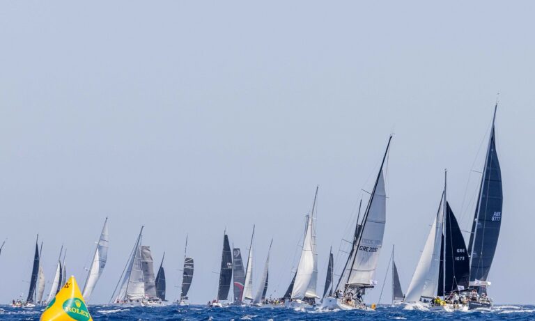 Εξήντα πληρώματα σκαφών από 19 χώρες ρίχνονται στη μάχη του 5ου AEGEAN 600