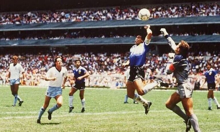 22 Ιουνίου 1986: Ευτυχώς τότε δεν υπήρχε το VAR