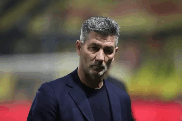 Σας τα είχε πει πριν καν τελειώσει η σεζόν στο πρόγραμμα αγώνων; Σας τα είχε πει. Ο Ουζουνίδης το έλεγε σε κάθε του ευκαιρία και φαίνεται πως