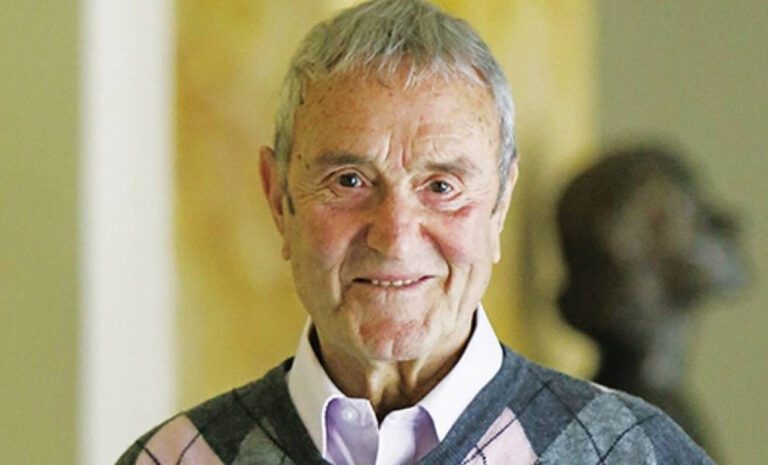 Ένας πηγαίος ηθοποιός κλείνει τα 99 του χρόνια και μπαίνει στα 100