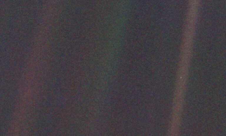 Η πιο συγκινητική φωτογραφία που τραβήχτηκε ποτέ και δείχνει όλους μας αλλά και δε μας δείχνει