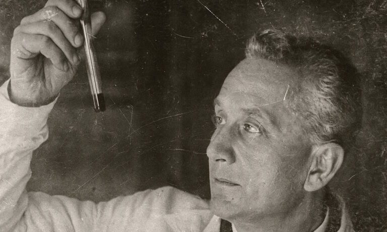 Νόμιζε ότι βρήκε γλυκαντική ουσία, αλλά τελικά είχε βρει τη βιταμίνη C