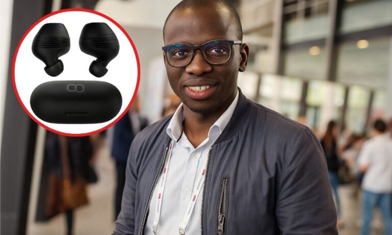 Απίστευτο! 27χρονος από την Γκάνα έφτιαξε ακουστικά που μεταφράζουν 40 γλώσσες σε πραγματικό χρόνο!