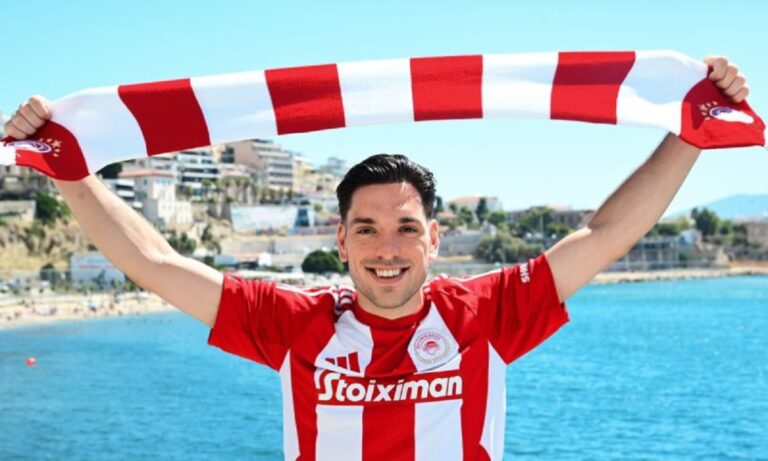 Ο Ολυμπιακός καλωσορίζει τον Νίκο Αθανασίου στην ερυθρόλευκη οικογένεια