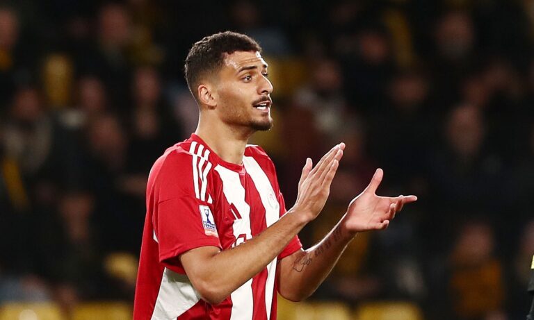 Σε αδιέξοδο ο Νταβίντ Κάρμο – Η καλύτερη λύση ο Ολυμπιακος αλλά ο παίκτης πάλι το σκέφτεται