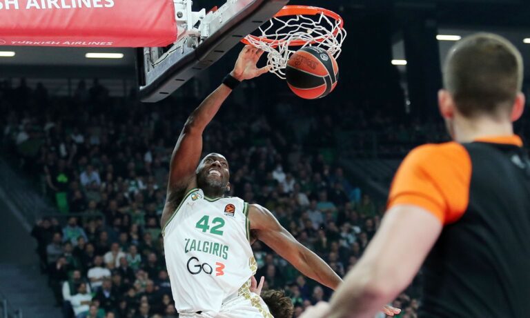 Εκεί καταλήγει ο Μπράιαντ Ντάνστον που… έπαιξε για Ολυμπιακό και Παναθηναϊκό!