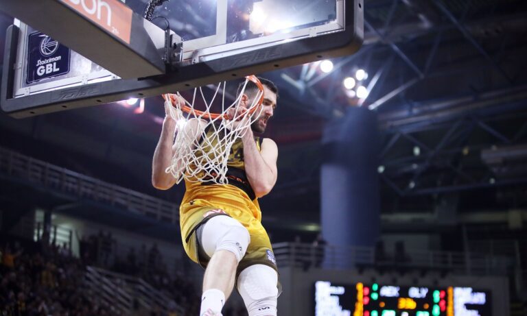 Επίσημο: Στον Παναθηναϊκό AKTOR ο Γιάννης Κουζέλογλου