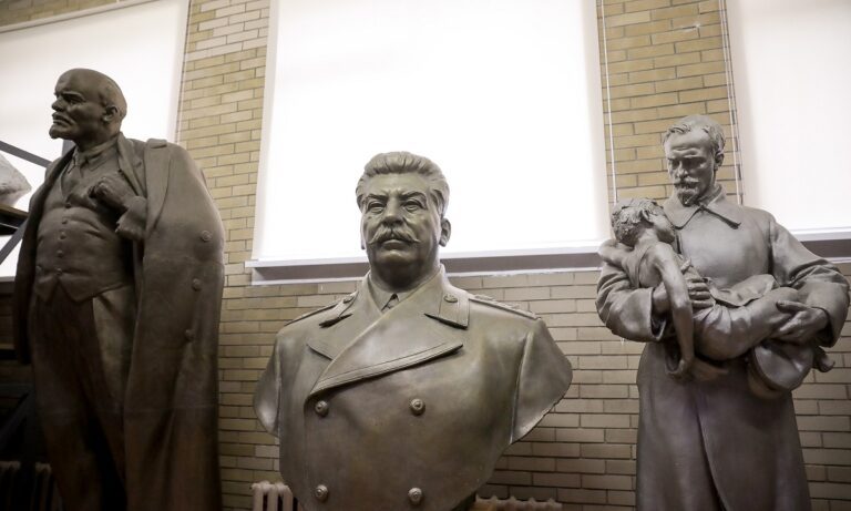 Γιατί καμία ποδοσφαιρική ομάδα δεν πήρε το όνομα του Λένιν ή του Στάλιν