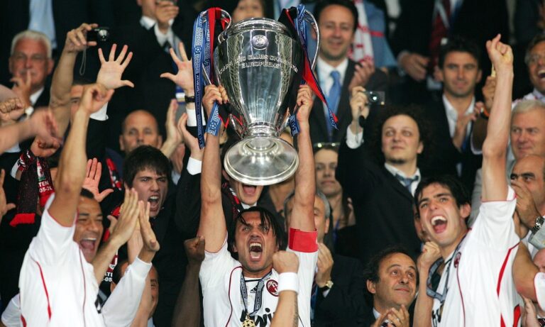 Ο θρύλος της Μίλαν που έπαιξε μόνο σε αυτήν για 25 χρόνια πάνω από 900 ματς