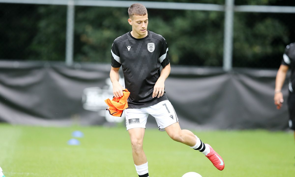 Εμπλοκή με Κωνσταντέλια!