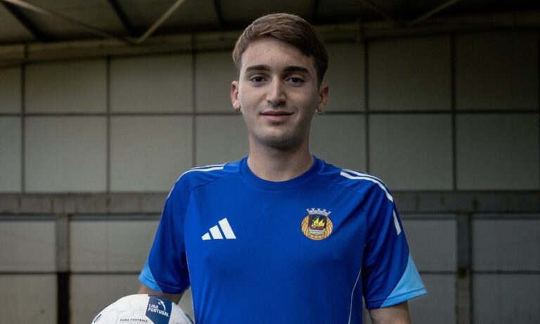 Παπακανέλλος: Σκόραρε ξανά και ο Ολυμπιακός… τρίβει τα χέρια του!