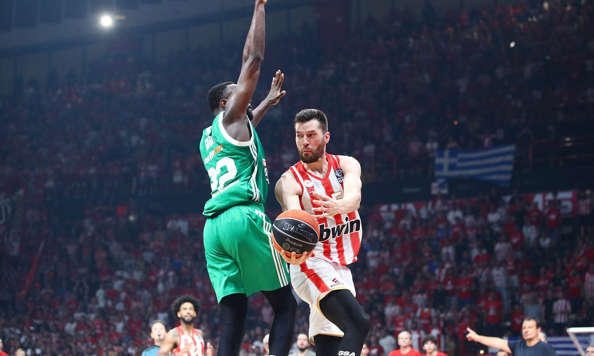 Ο Ρεάλ Μαδρίτης ετοιμάζει νέα «επέλαση» στο μεταγραφικό παζάρι – Τι θα κάνει με Πίτερς