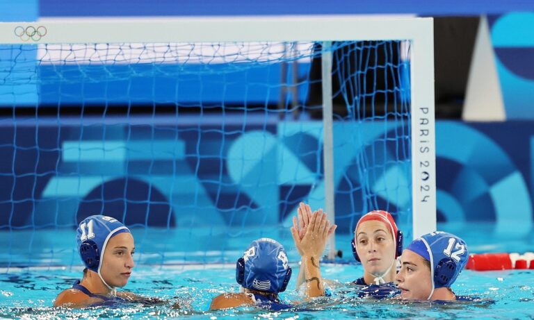 Ελλαδάρα ομαδάρα, βούλιαξε την Αυστραλία 8-7 με άμυνα από το μέλλον και προκρίθηκε στα ημιτελικά του Παγκοσμίου στο πόλο Γυναικών (vid)