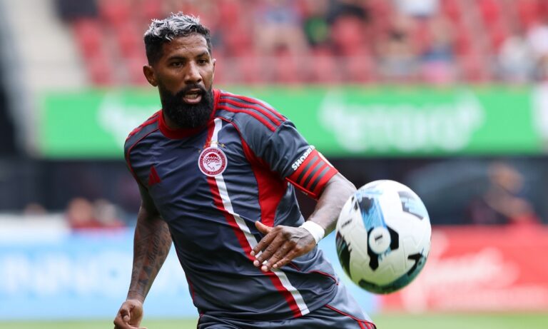 Ολυμπιακός: Ο Ροντινέι καλύπτει το έδαφος – Κατάλαβε ότι ο Κοστίνια δεν βγαίνει – Έκανε και αυτός τα λάθη του