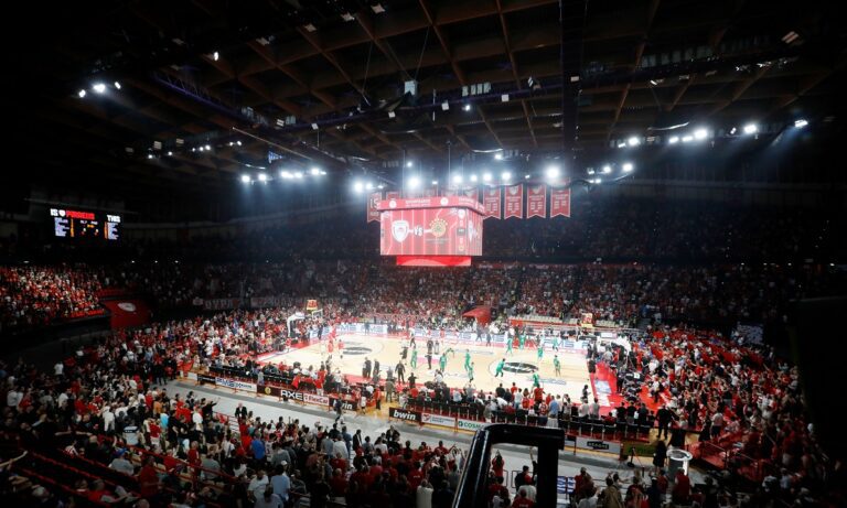 Αδιέξοδο κυβέρνησης και Ολυμπιακού για το ΣΕΦ – Άλλα λέει ο ένας άλλα ο άλλος;