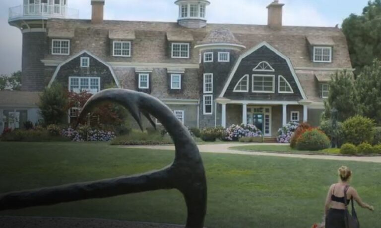 Sirens: Η limited σειρά που προκαλεί θόρυβο με κάθε επεισόδιο